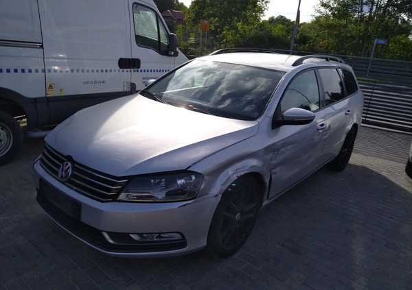 Volkswagen Passat cena 15000 przebieg: 187000, rok produkcji 2011 z Kalisz Pomorski małe 191